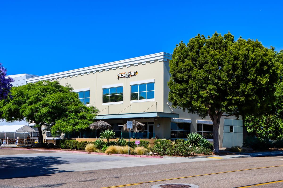 Pizza Port Bressi Ranch brewpub exterior